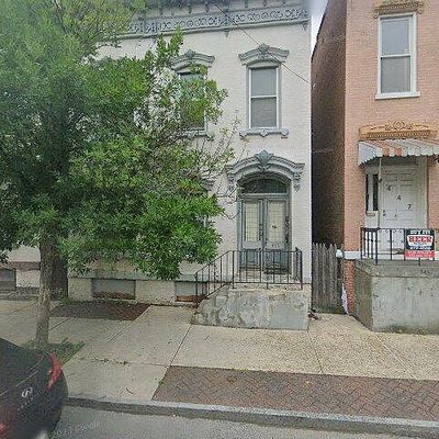 451 1 St St, Troy, NY 12180