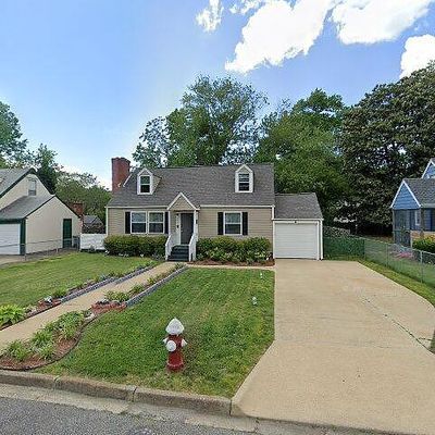 457 Algonquin Rd, Hampton, VA 23661