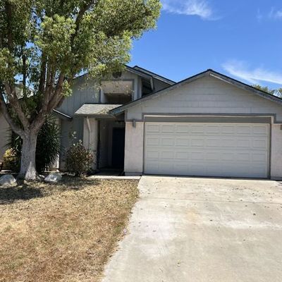 4620 Kaiser Peak Ct, Bakersfield, CA 93304