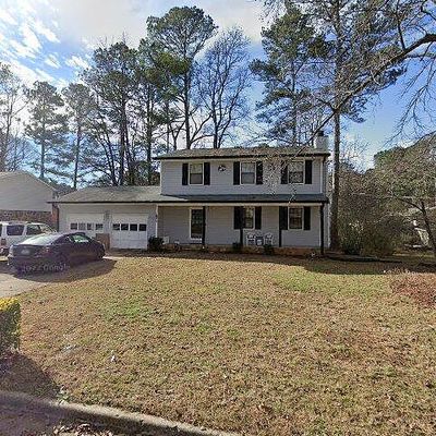 465 Chartley Dr, Stone Mountain, GA 30083