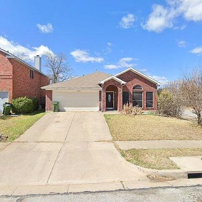 6000 Pacer Ln, Arlington, TX 76018