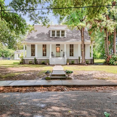 609 E North St, Opelousas, LA 70570