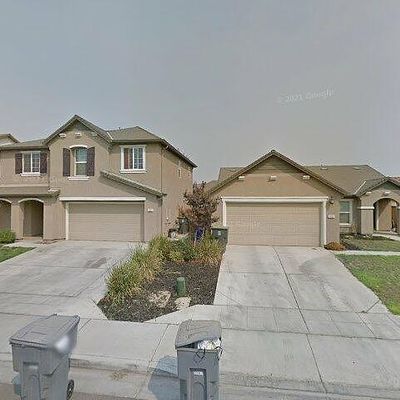 633 Hacienda St, Madera, CA 93638