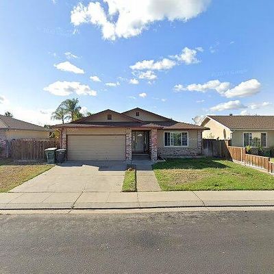 661 Emerald Pl, Manteca, CA 95336