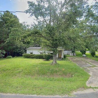 6631 Smithfield Rd, Macon, GA 31216