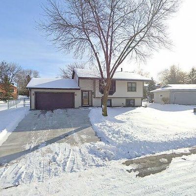 6636 Lancaster Ln N, Maple Grove, MN 55369