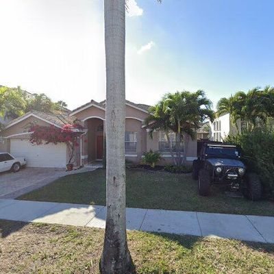 672 Nw 129 Th Ave, Miami, FL 33182