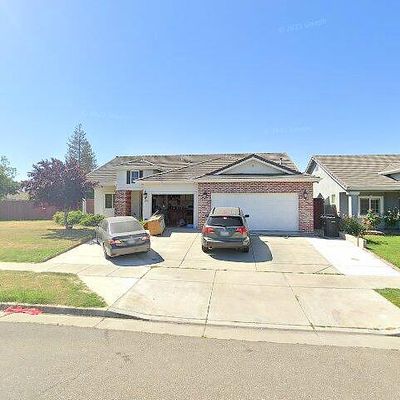 684 Mont Cliff Way, Livingston, CA 95334