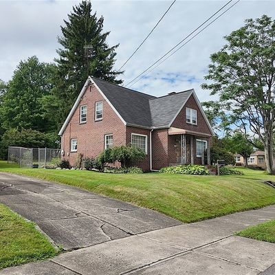 539 Milliken Ave, Sharpsville, PA 16150