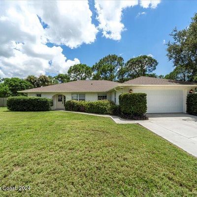 550 Carol Dr Ne, Palm Bay, FL 32907