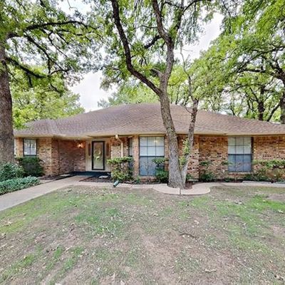 5608 Royal Club Dr, Arlington, TX 76017