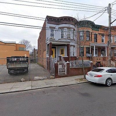 564 Ashford St, Brooklyn, NY 11207