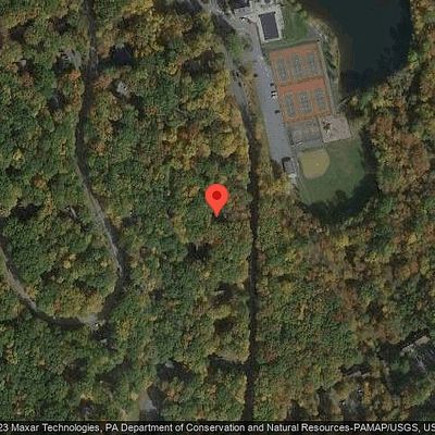 5695 Decker Rd, Bushkill, PA 18324