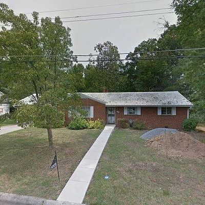 5708 Center Dr, Temple Hills, MD 20748