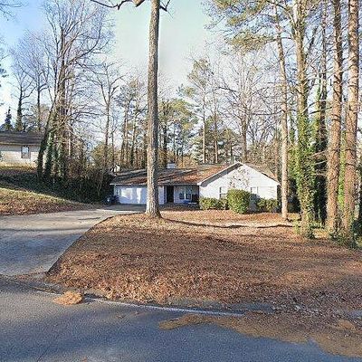 574 Inland Way Nw, Lilburn, GA 30047