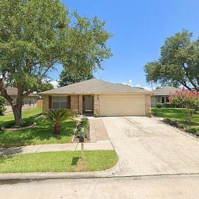 5914 Dream Ct, Houston, TX 77085