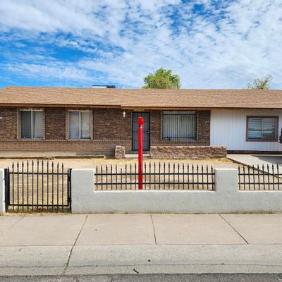 7614 W Pinchot Ave, Phoenix, AZ 85033