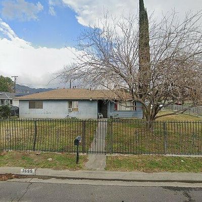 7699 Cole Ave, Highland, CA 92346