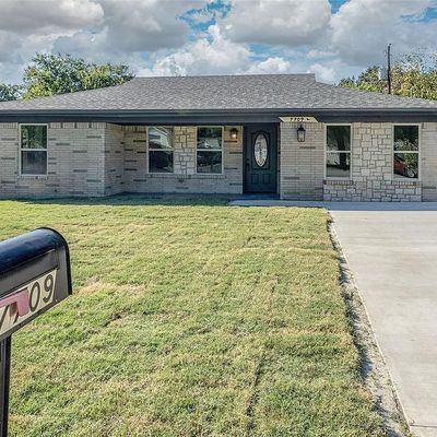 7709 Carlos St, Fort Worth, TX 76108