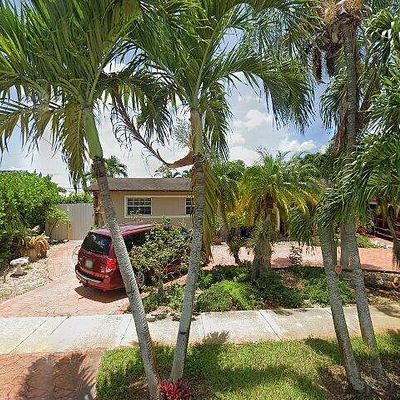 7940 Nw 176 Th St, Hialeah, FL 33015