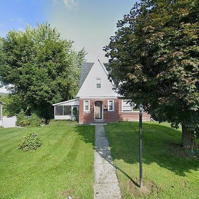 8 Caroline Ave, Lock Haven, PA 17745