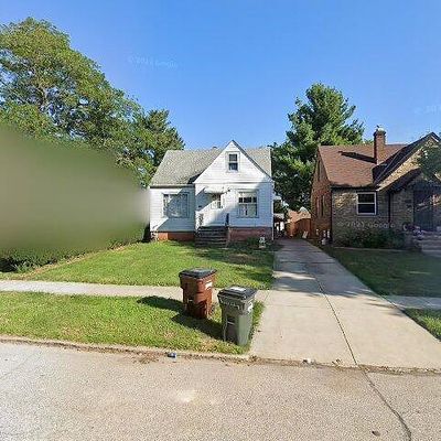 8014 Fernhill Ave, Cleveland, OH 44129