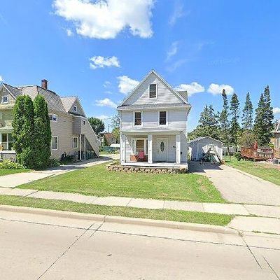 802 N University Ave, Beaver Dam, WI 53916