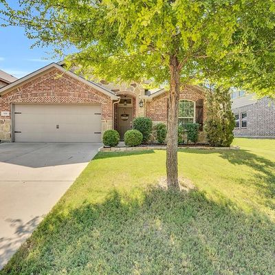 808 Silverthorne Dr, Burleson, TX 76028