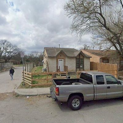 8103 Chipping, San Antonio, TX 78239