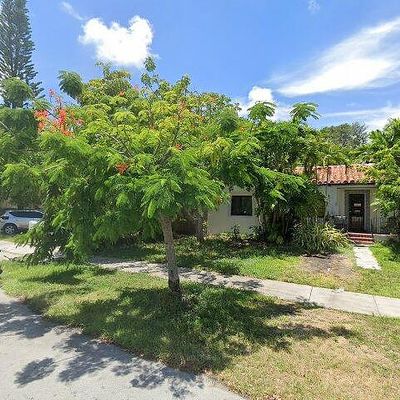 8200 E Dixie Hwy, Miami, FL 33138