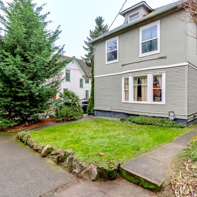 821 17 Th Ave, Seattle, WA 98122