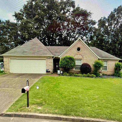 8383 Wind River Cir S, Cordova, TN 38016