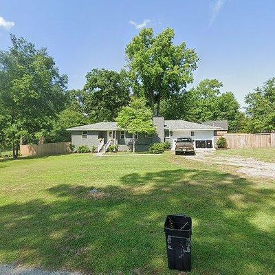 709 Tullie Dr, Longview, TX 75601