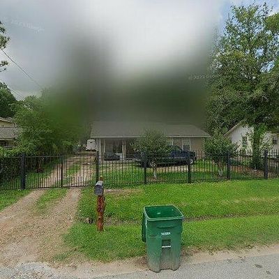 7117 Weyburn St, Houston, TX 77028