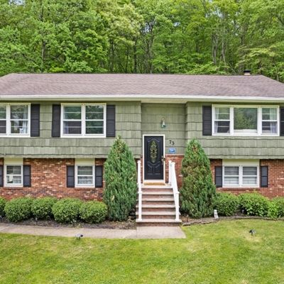 73 Parkview Dr, Succasunna, NJ 07876