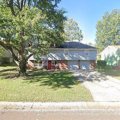 7312 Hardy Ave, Raytown, MO 64133