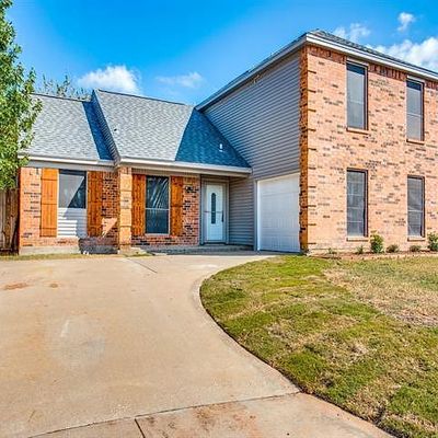 7408 Southwind Ct, Fort Worth, TX 76137