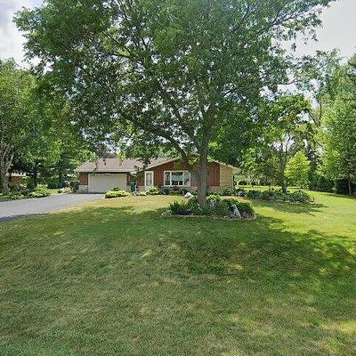 W202 N12135 Patricia Ln, Richfield, WI 53076