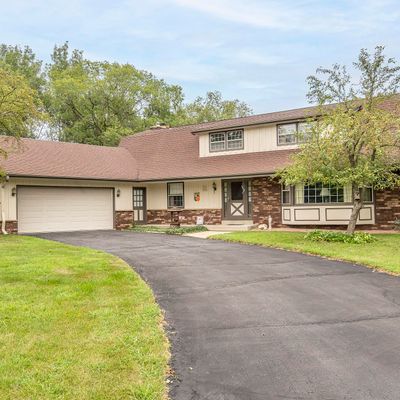 W315 S1060 Glacier Pass, Delafield, WI 53018