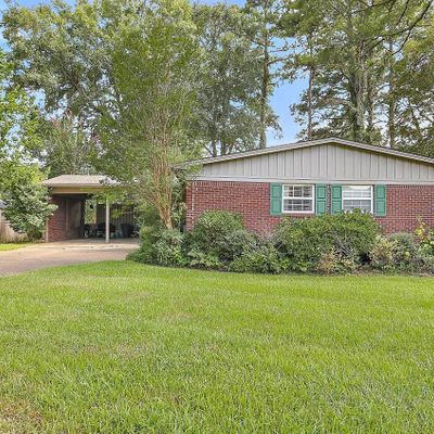 918 Post Rd, Clinton, MS 39056