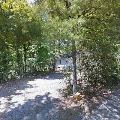 92 Tupper Rd, Black Mountain, NC 28711