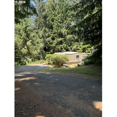 92553 Cascade Ln, Coos Bay, OR 97420