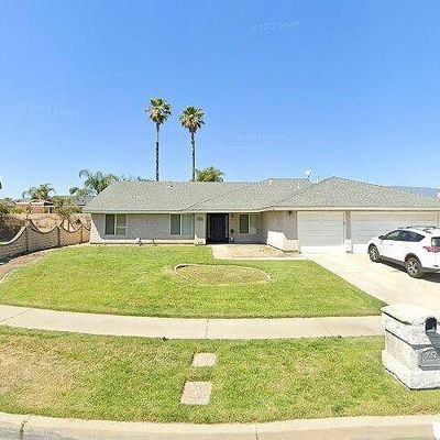 1062 W Banyon St, Rialto, CA 92377