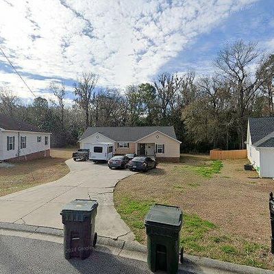 107 Artzi Dr, Thomasville, GA 31792