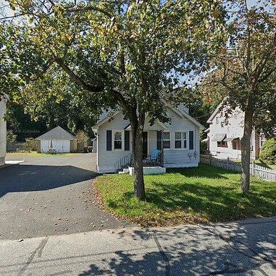 108 Franklin St, Feeding Hills, MA 01030