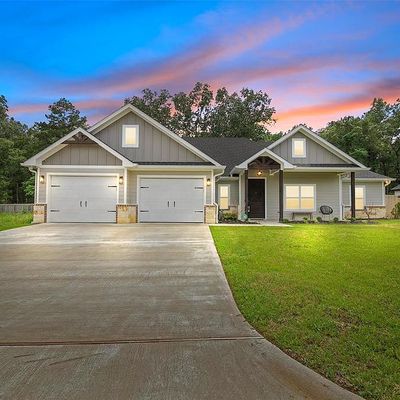 108 Timber Creek Dr, Lufkin, TX 75901