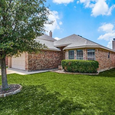 10921 Hawks Landing Rd, Haslet, TX 76052