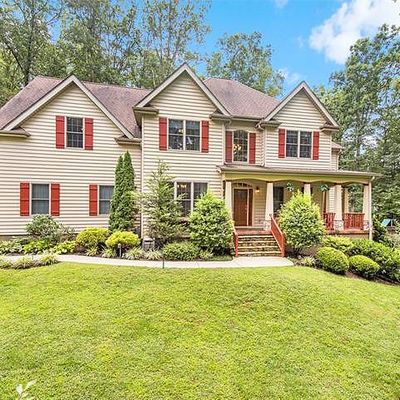 11 Landon Rd, Fairview, NC 28730