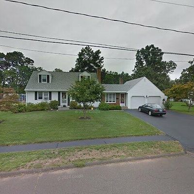 11 Oxford Dr, Enfield, CT 06082