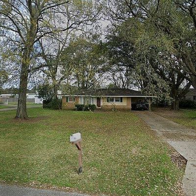 110 Judge Dr, Lafayette, LA 70507